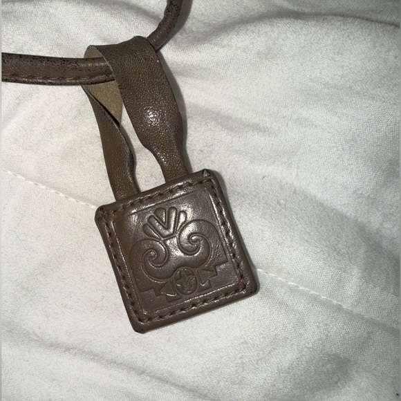 Amanda Smith Crossbody Leather Purse Tan - Picture 3 of 4